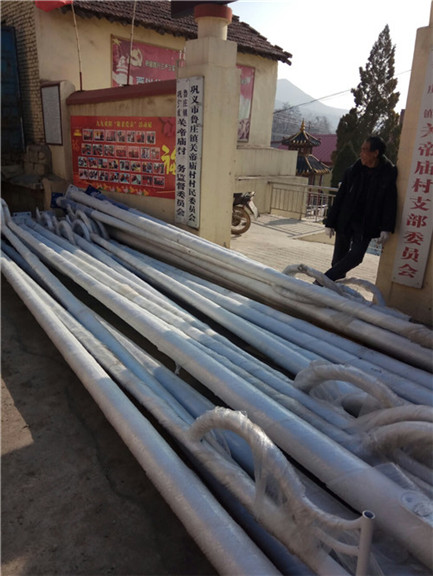 太阳能路灯安装施工